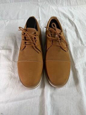 Steve Madden Men's Lace-Up Oxfords in Tan Brown